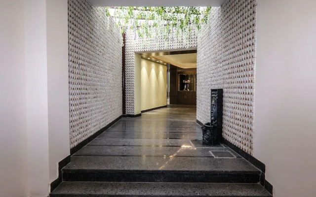 OYO 15556 Hotel Wind Palace