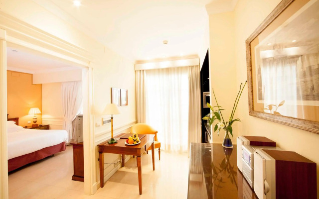 Apartamentos Guadalpin Boutique