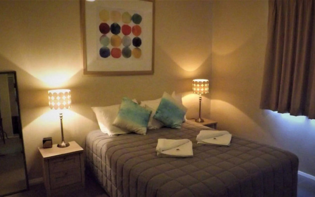 Avoca Palms Resort Apartments