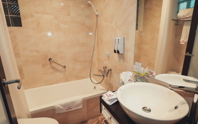 Momizi Business Hotel