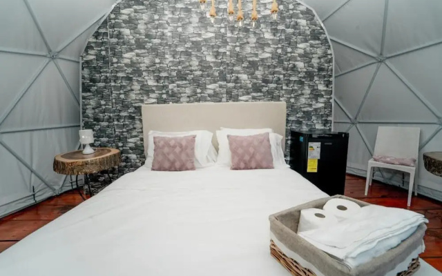 Ovalulú Glamping