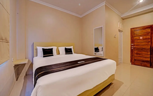 Super OYO Collection O Andono Hotel