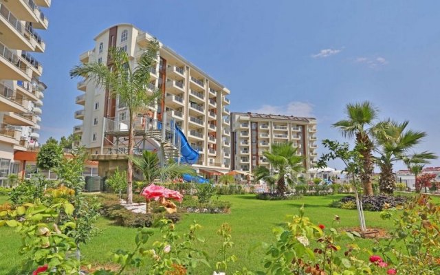Marvelous Resort With Shared Pool in Alanya
