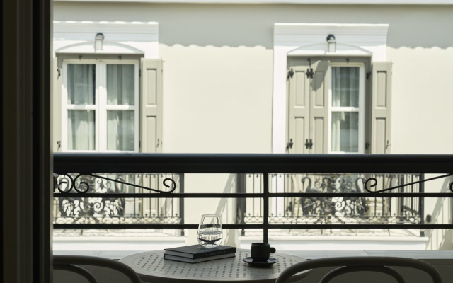 Doryssa Theorem Hotel