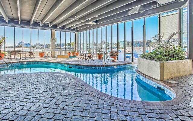 2 Mi to Golfing: Oceanfront Myrtle Beach Condo