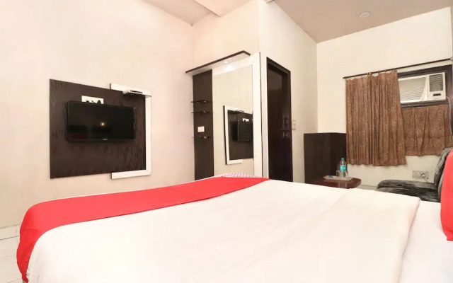 OYO 3625 Hotel Surya