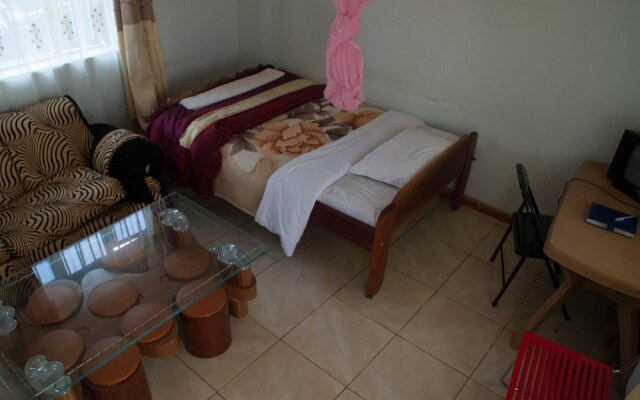 Hilltop Hotel