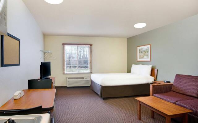 WoodSpring Suites Cincinnati Fairfield