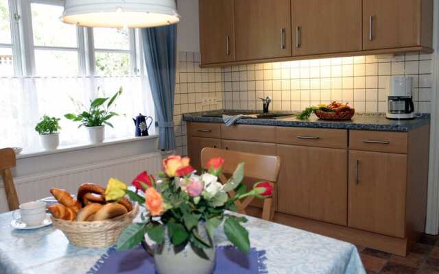 Holiday Apartment Wanlik Hus