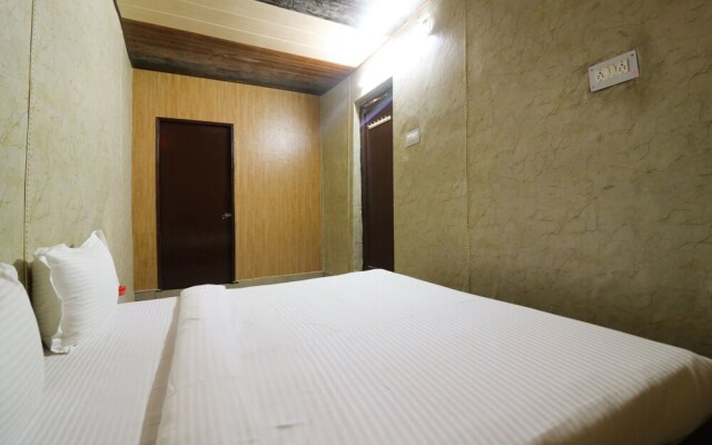 Spot On 60106 Taj Tourist Home