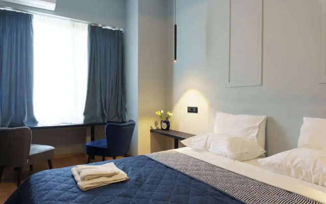 Sani Deluxe Suite Home