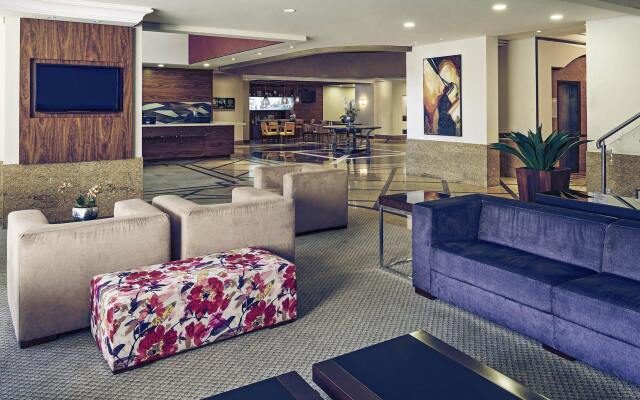 Mercure Curitiba Golden Hotel