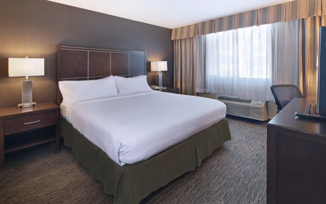 Holiday Inn Hotel & Suites Anaheim, an IHG Hotel