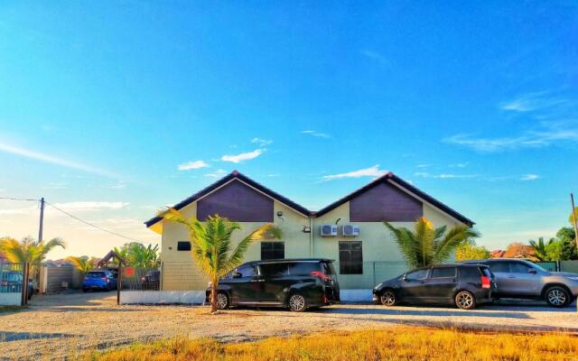 anjung ara suites and roomstays