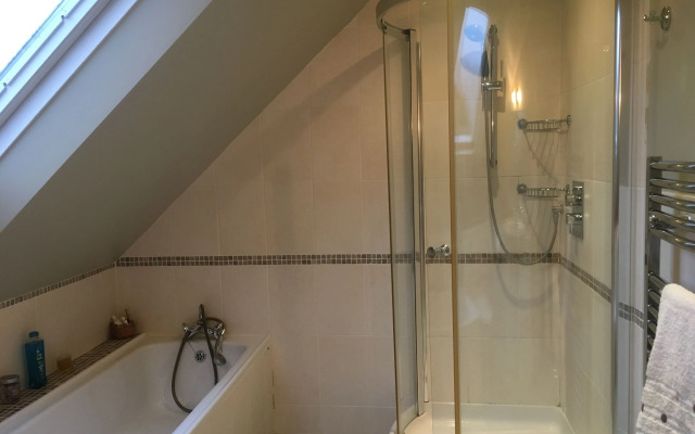 5 Charlton Mill Way B&B
