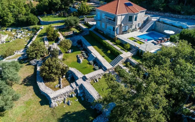 Villa Oasis Cypress
