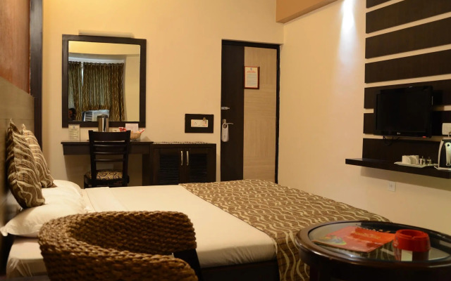 Hotel Pushpak