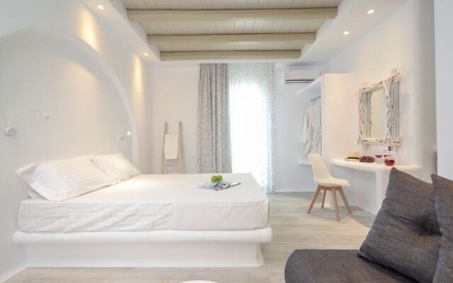 Naxian Spirit Suites & Apartments