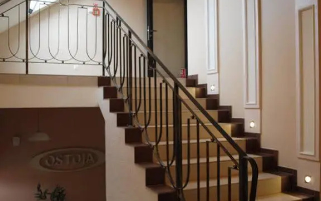 Hotel Ostoja