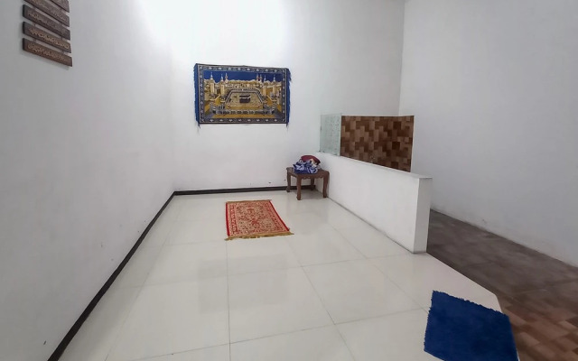 D Maktab Syariah Mitra RedDoorz Malang
