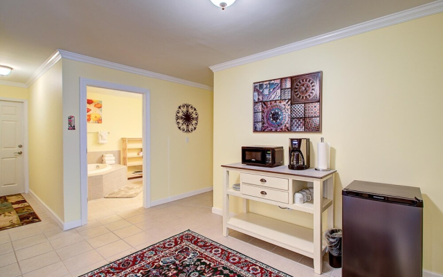 VCI - Klonteska Condominiums #D1