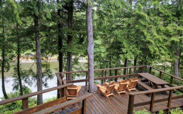 Wild Pacific Waterfront Cabins