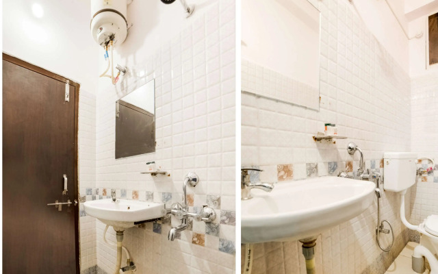 Lucky Hotels by OYO Rooms
