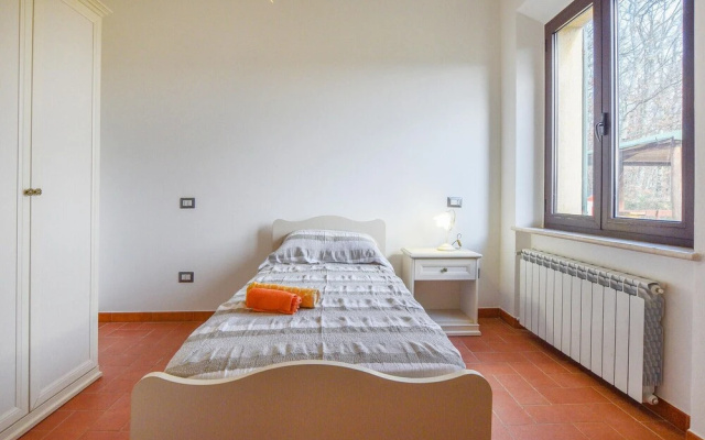 Beautiful Home in Chiusdino With Wifi and 5 Bedrooms