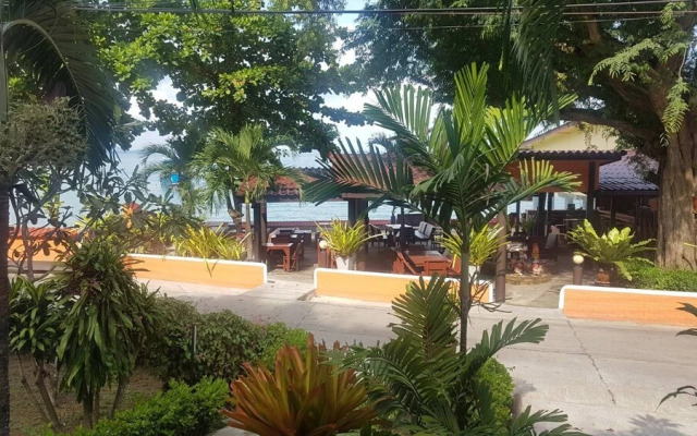 Baan Prakaikaew Resort