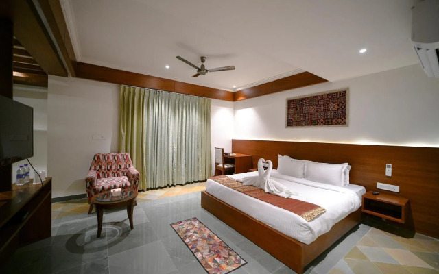 The Ramvilas - A Rooftop Lake View Hotel in Udaipur