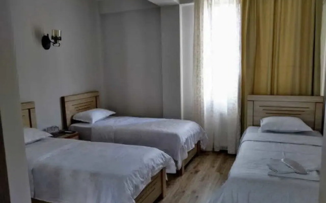 hostel house pluse