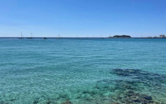 T2 4 couchages 10 minutes à pied de la mer