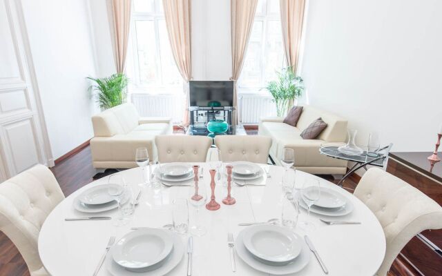 Oasis Apartments - Liszt Ferenc square