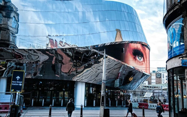 Sleek 1 Bed Apartment - Birmingham