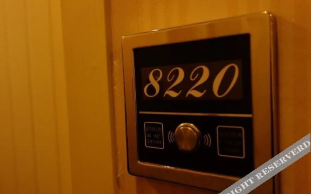 Yuanlinjinfang Business Hotel