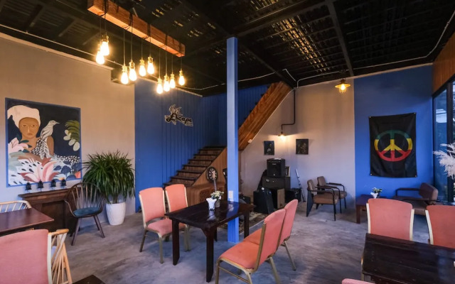 Dalat Blue House Homestay & Cafe
