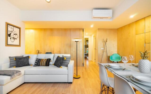 WHome | Anjos Stylish Apartment #10