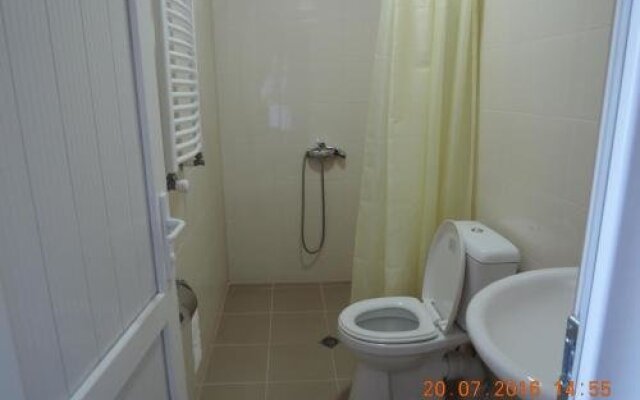 Shaloshvili's Cellar Hotel