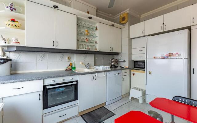 Pleasant Apartment with Impressive City View in Sisli