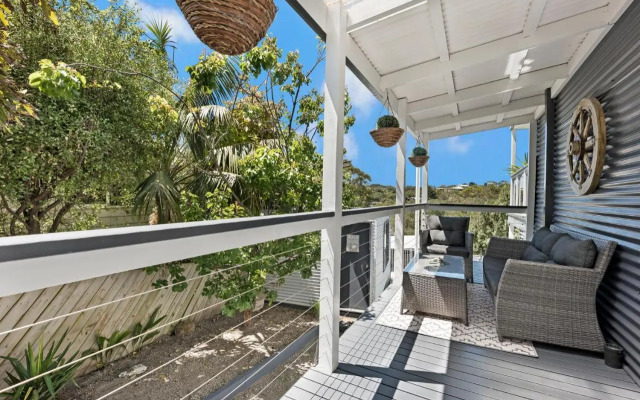 Peninsula Retreat