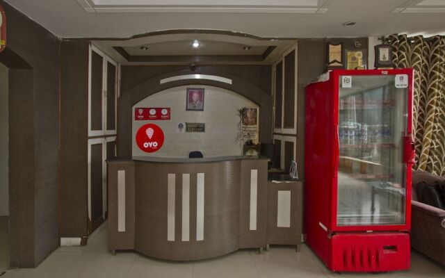 OYO 4605 Hotel Aakarsh