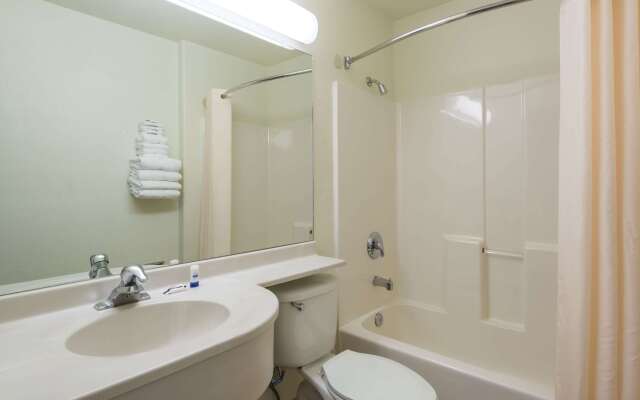 Microtel Inn & Suites by Wyndham Pueblo