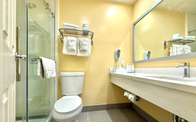 Days Inn by Wyndham Los Angeles LAX Airport/Stadium Area