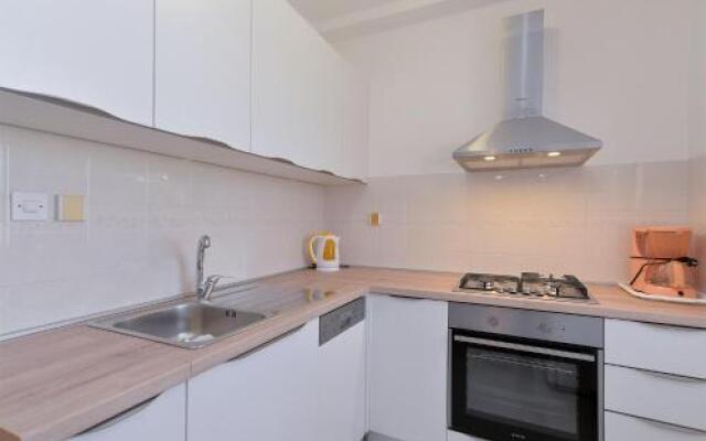 Apartment Gracijela 827