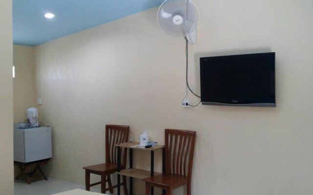 Back-Budget Hostel