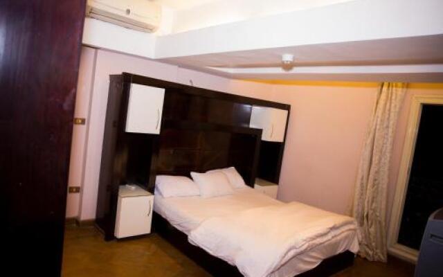 Tohfa Luxury Apartment