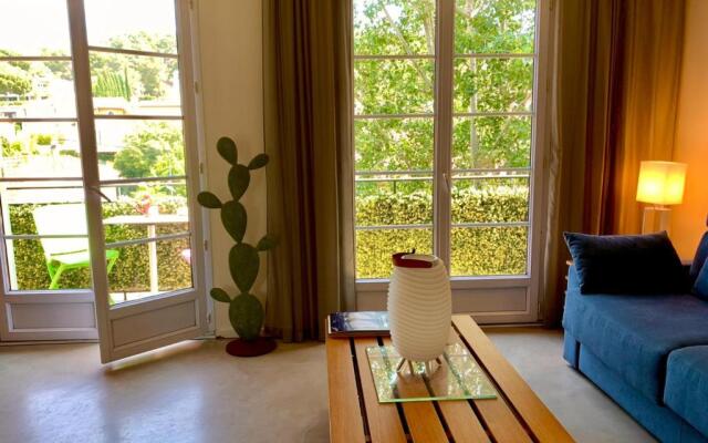 St Tropez T2 central