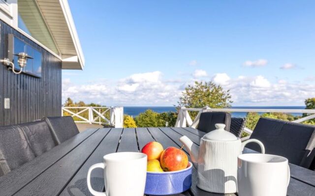 "Gjorgje" - 300m from the sea in Bornholm
