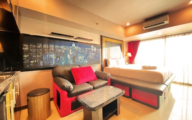 Clean And Comfy Studio Room At Tamansari La Grande Apartment