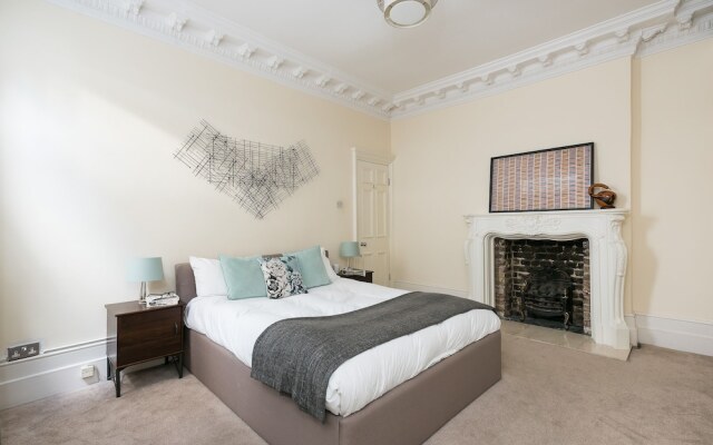 2 Bedroom Apartment in Nottinghill